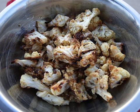 Illustrative photo: Roasted cauliflower florets in a metal bowl